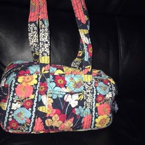 Vera Bradley Medium Barrel Shoulder Bag (Double Straps Floral) in Happy Snails